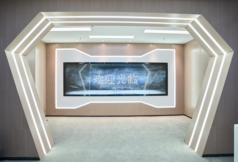 棒！華邦瀛集團(tuán)智慧展廳正式揭牌